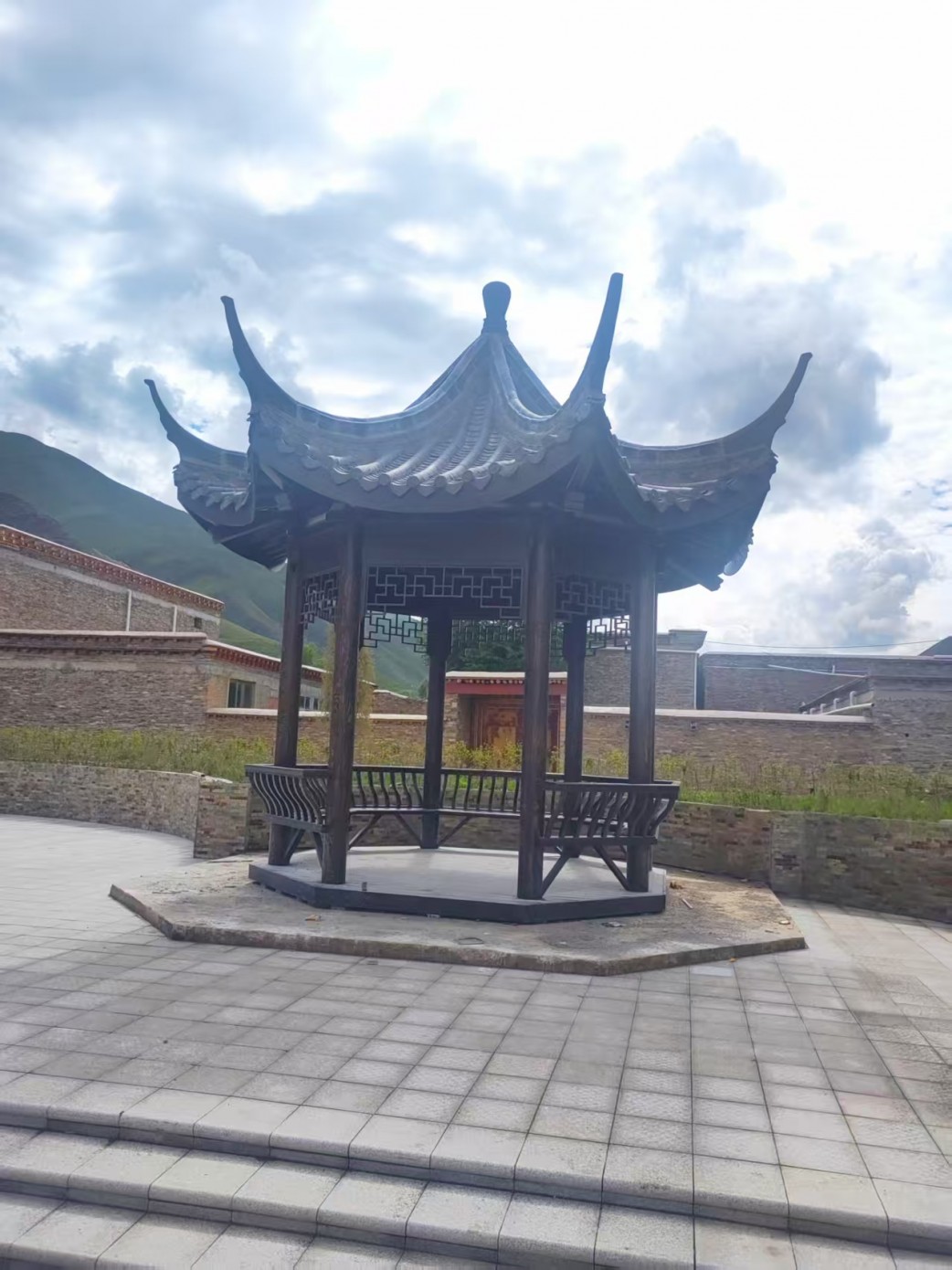 防腐木木屋的常用防腐措施